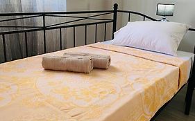 Modern 2Br Near Centre -5Min Wlk