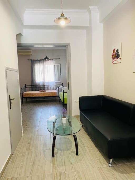 Modern 2Br Near Centre -5Min Wlk Διαμέρισμα Πάτρα Εξωτερικό φωτογραφία